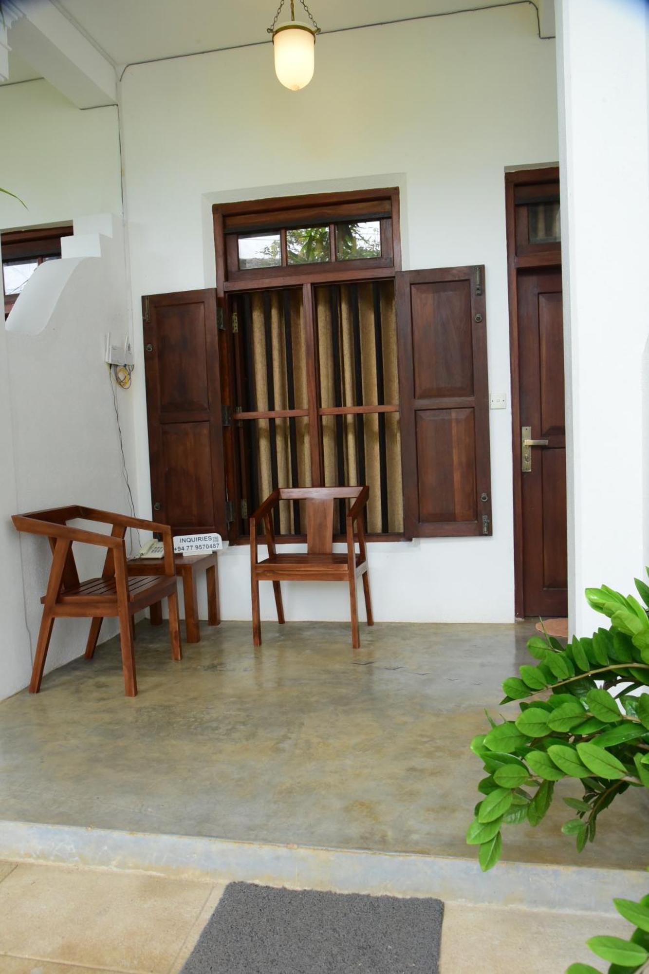 Tranquil Hotel Hikkaduwa Exterior photo